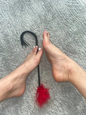 OnlyFans account  myfeetforyou.bylara header 2