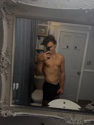 OnlyFans account  toodirtydomuncensored avatar 1