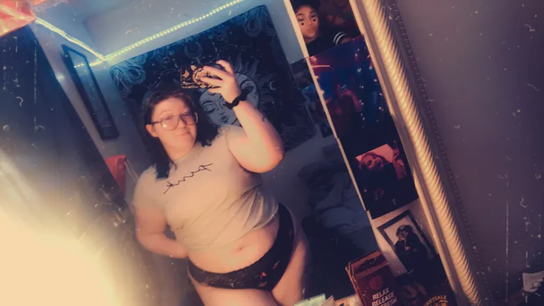 OnlyFans cuenta kayy4200 header 2