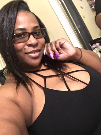 OnlyFans cuenta brownround30 header 2