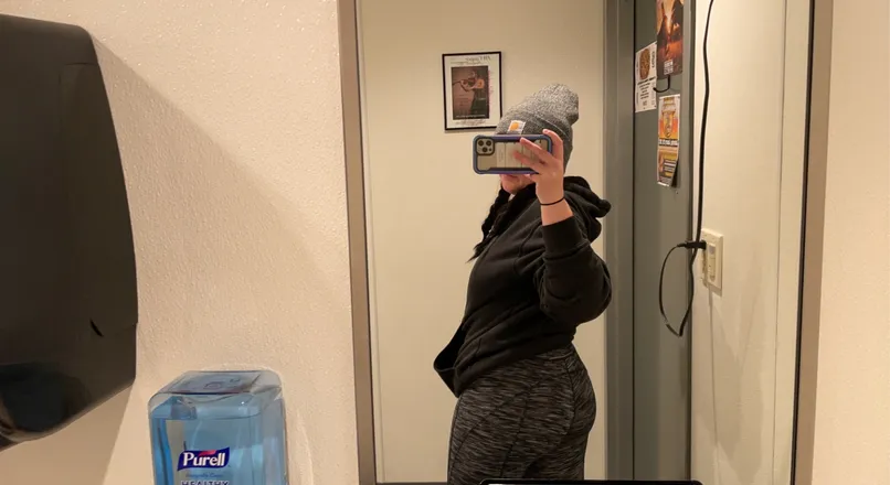 OnlyFans cuenta thethighsdontlie header 2