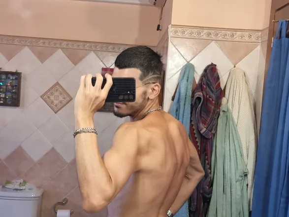 OnlyFans account  beppecore96 header 2