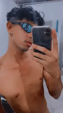 OnlyFans cuenta heskinnynight avatar 1