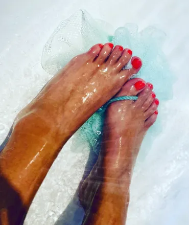 OnlyFans cuenta t00tsie-f00tsie header 2