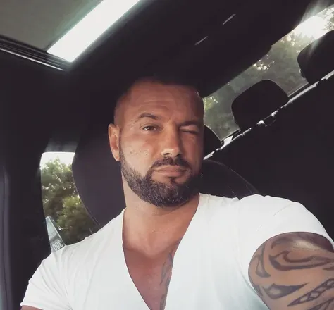 OnlyFans cuenta catalin.voicila avatar 1