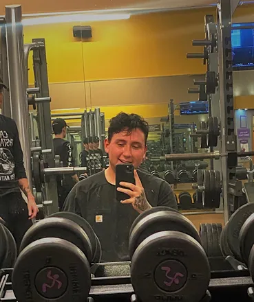 OnlyFans cuenta itsjoshmogilevsky header 2