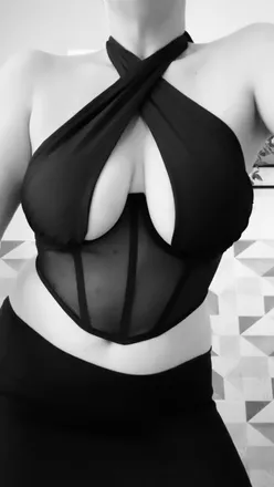 OnlyFans cuenta redhotchiccapeppers header 2