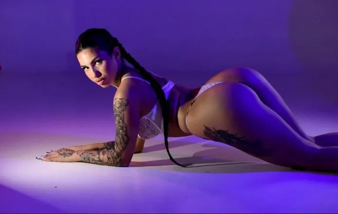 OnlyFans cuenta elsaakr header 2