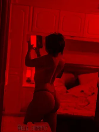 OnlyFans cuenta ella_stone072 avatar 1