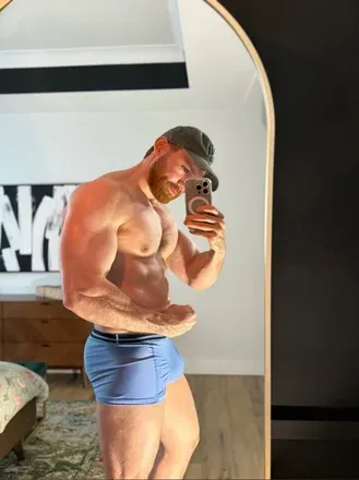 OnlyFans cuenta maxivillion header 2
