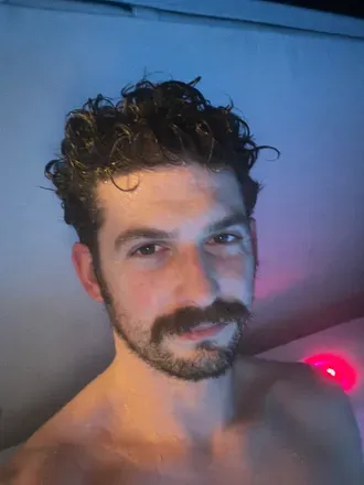 OnlyFans cuenta polyamfam avatar 1