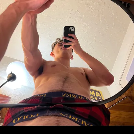 OnlyFans account  tylersmithof header 2