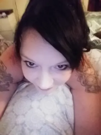 OnlyFans account  kweenc202 header 2