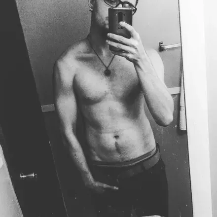 OnlyFans cuenta vikingemodaddy header 1