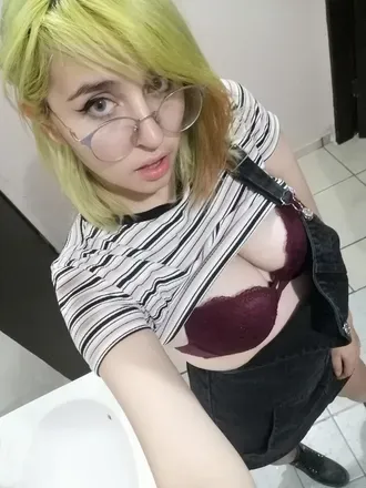 OnlyFans cuenta creepiecream avatar 1
