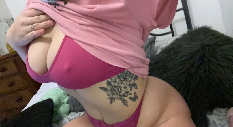 OnlyFans cuenta sexycece_x header 2