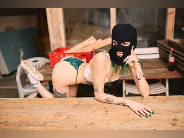 OnlyFans cuenta medusaskunk header 2