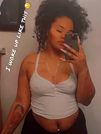 OnlyFans cuenta prettymixedmami00 avatar 1