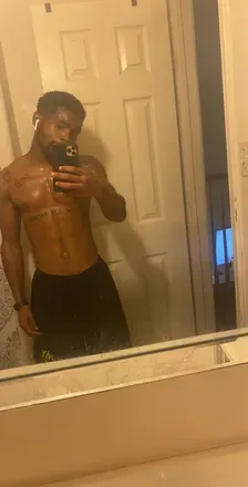 OnlyFans cuenta lilroneyrone avatar 1