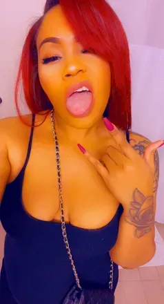 OnlyFans account  yourscarlett_letter avatar 1