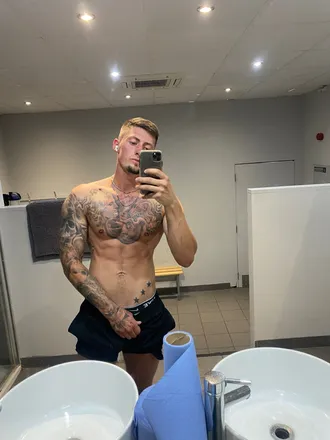 OnlyFans cuenta danjames699 header 2