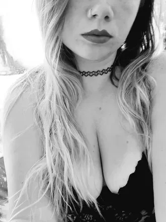 OnlyFans cuenta mollymania avatar 1