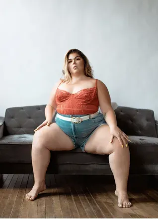 OnlyFans cuenta just-tina header 2