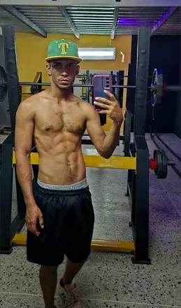 OnlyFans cuenta eg22riv header 2