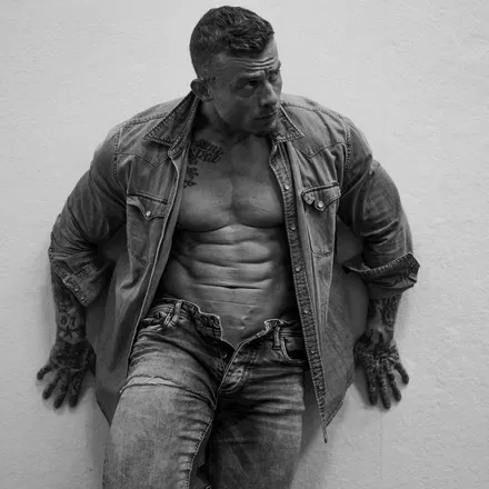 OnlyFans cuenta alexonfire111 avatar 1