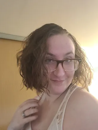 OnlyFans account  hedgiegirl69 header 2