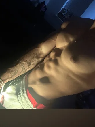 OnlyFans cuenta exclusivetheo header 2