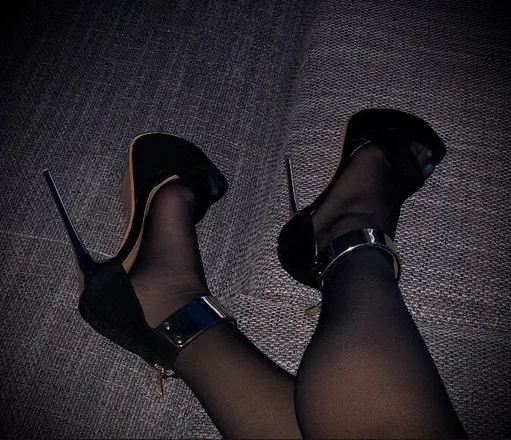 OnlyFans cuenta kittyincontrol header 2