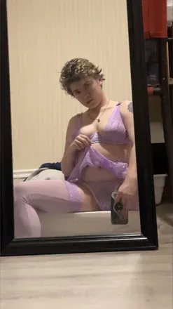 OnlyFans cuenta ittybittythickthighs avatar 1