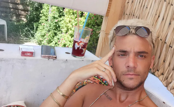 OnlyFans cuenta burituri1 header 2