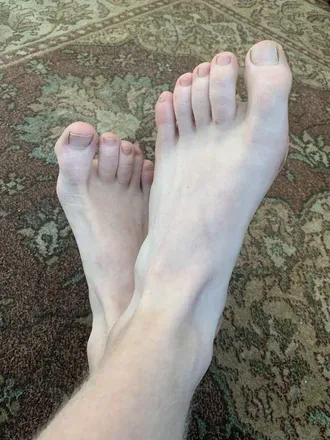 OnlyFans cuenta sadboifeet avatar 1