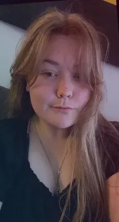 OnlyFans cuenta lilcmsltmonique2002 avatar 1