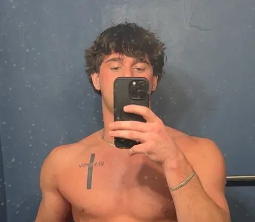 OnlyFans cuenta wiscoboyfree avatar 1