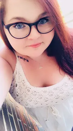 OnlyFans account  tinychick18 avatar 1