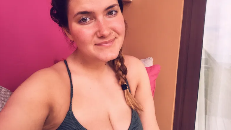 OnlyFans cuenta piercedtittybabe header 2