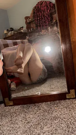 OnlyFans cuenta unbotheredem27 header 2