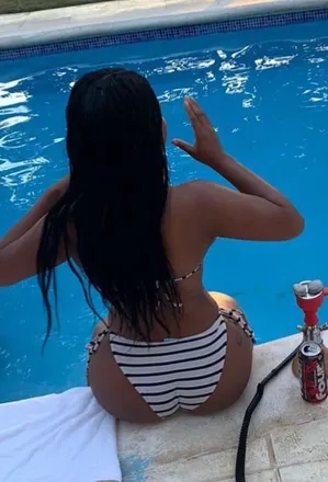 OnlyFans cuenta yossreyes header 2