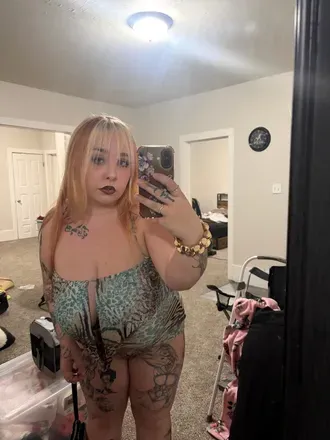 OnlyFans of redheaded_blondie_free