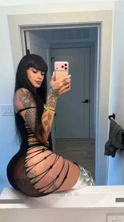 OnlyFans account  maravip22 avatar 1