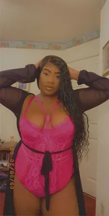OnlyFans cuenta thekarmachante avatar 1