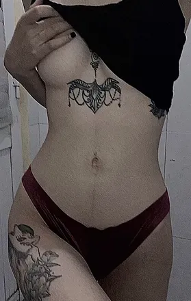 OnlyFans cuenta phoebemai2001 avatar 1