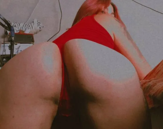 OnlyFans cuenta your_big_redhead header 2