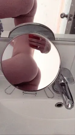 OnlyFans account  alexvnderr avatar 1