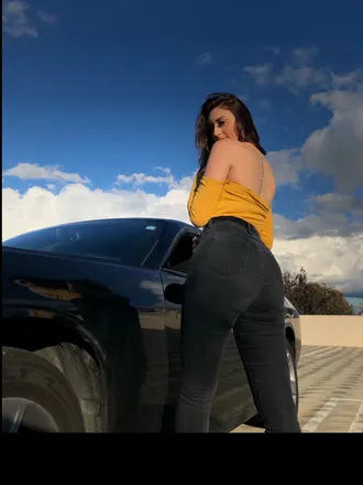 OnlyFans cuenta ironbarsjess header 2
