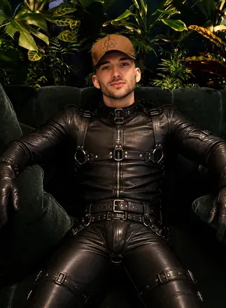 OnlyFans account  master-olec avatar 1