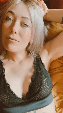 OnlyFans cuenta catsil header 2